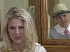 Лесбиянки блондинки порно онлайн